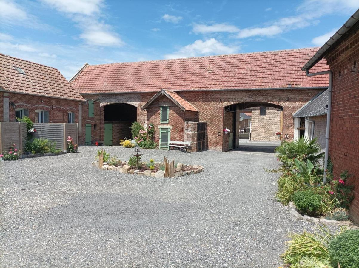 Les Muches Bed & Breakfast Bouzincourt ภายนอก รูปภาพ