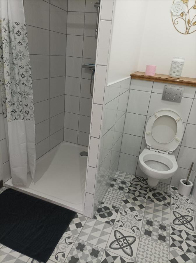 Les Muches Bed & Breakfast Bouzincourt ภายนอก รูปภาพ
