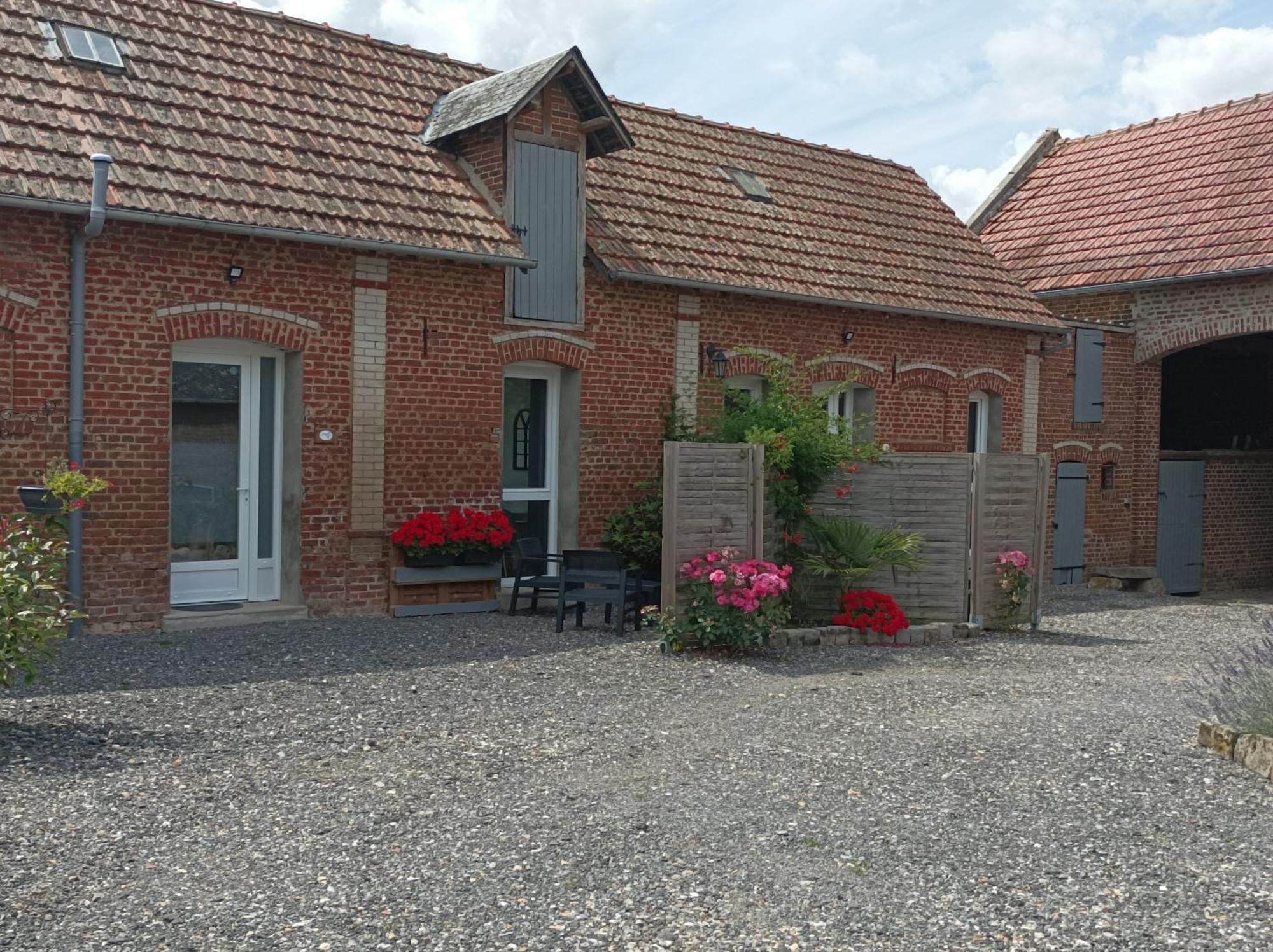 Les Muches Bed & Breakfast Bouzincourt ภายนอก รูปภาพ